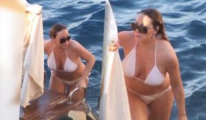 Mariah Carey dévoile ses formes dans un bikini pratiquement inexistant