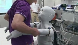 Japon, au pays des robots humanoïdes