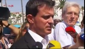 Noyades : Valls visite le dispositif de surveillance des plages à Cannes et Antibes