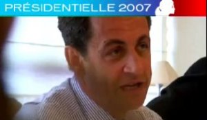 Présidentielle 2007 - Sarkozy face aux lecteurs du Parisien : Si vous êtes élus, que ferez-vous à l'issue du mandat ?