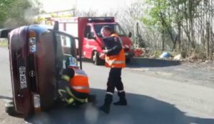 Les pompiers de Valenciennes arrivent sur un exercice simulé