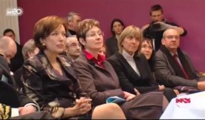 Autisme : Roselyne Bachelot annonce 20 millions d'euros d'aide dans la région