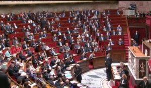 Ayrault aux députés UMP : "J'ai toute confiance dans le ministre de l'Intérieur"