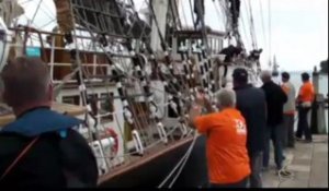 Douarnenez (29). Le Belem est entré au port !