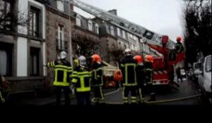 Saint-Brieuc. Incendie sous une toiture