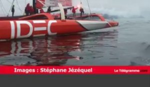 Brest. Francis Joyon s'approche du port du château