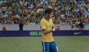 La nouvelle pub géniale de Nike avec les stars du Brésil !