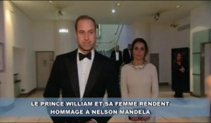 Le Prince William rend hommage à Mandela