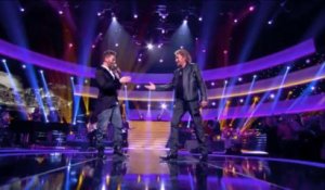 Johnny Hallyday et Christophe Maé " 20 ans " - Johnny Hallyday, Le Grand Show 21/12/2013
