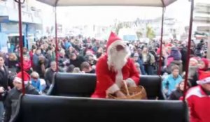 Le Père Noël arrive à Cherbourg