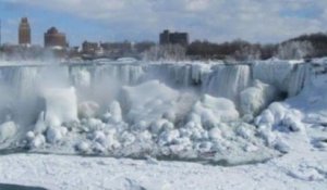 Le vortex polaire gèle les chutes du Niagara