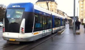 Le ministre des transport parle du tram