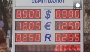 Ukraine : premières mesures pour lutter contre le plongeon de la monnaie