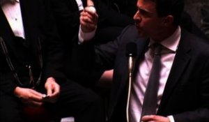 Manuel Valls: "M. Goasguen, vous en venez, vous, de l’extrême droite" - 25/02