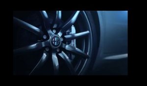 Alfa Romeo : la 4C Spider sous tous les angles