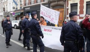 Manifestation devant le Consulat d'Algerie à Lille