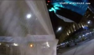 Parachutisme en plein New York depuis la tour du One World Trade Center