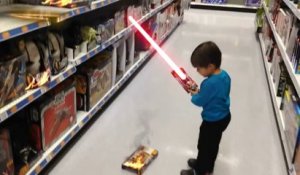 Action Movie Kid : Toy Lightsaber