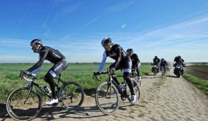 Les équipes reconnaissent le parcours de Paris Roubaix 2014 (+ ITW de Dirk Demol - Trek)