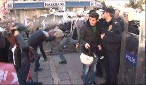 Turquie: la police disperce des centaines de manifestants