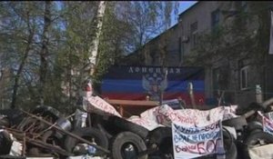 Ukraine: les insurgés pro-russes refusent toujours de quitter les bâtiments occupés à Donetsk - 18/04