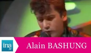 Alain Bashung "SOS Amor" (live officiel) - Archive INA