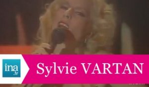 Sylvie Vartan "Des heures de désir" (live officiel) - Archive INA