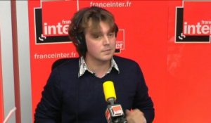 Le billet d'Alex Vizorek : François Fillon : tous à poil ?