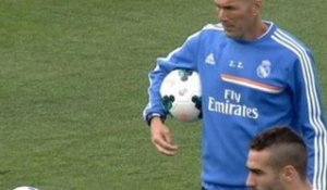Zinedine Zidane n'entraînera pas l'équipe de football de Bordeaux - 22/05