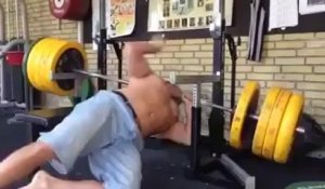 Gros fail en développé couché.. La muscu tout seul : mauvaise idée