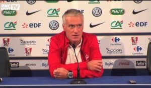 Football / Deschamps : "Mettre un peu de folie" 10/10