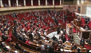 Zapping des QAG : "Changez de ton quand il s'agit du chef de l'Etat !" s'écrie Manuel Valls