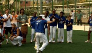 CdM 2014 - L’Angleterre s’essaie à la capoeira
