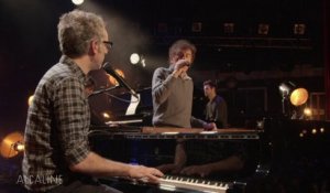 Alcaline, le Concert : Vincent Delerm invite Alain Souchon sur scène