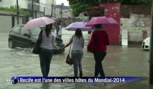 Mondial-2014: pluies torrentielles et rues inondées à Recife