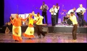 Shake it up the Seychelles troupe style!!