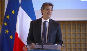 Montebourg: "je vais retourner travailler parmi les Français"