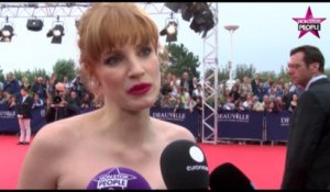 Deauville 2014 : Jessica Chastain sublime pour recevoir son prix (vidéo)