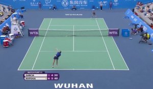 Wuhan - Garcia bute contre le roc Kvitova