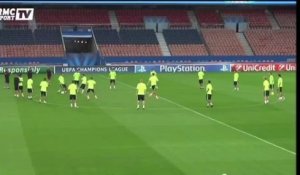 Football / PSG - FC BARCELONE : Les Barcelonais étaient au Parc des Princes - 29/09