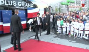 PSG-Barça : l'arrivée des Parisiens au Parc