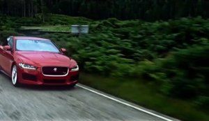 Mondial de l'Auto :le félin attaque avec la Jaguar XE
