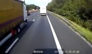 Elle survit à un terrible crash avec un camion !