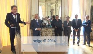 Michel Drucker, décoré Commandeur, évoque des "relations passionnées" avec la Belgique