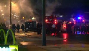 200 manifestants violent le couvre-feu à Ferguson
