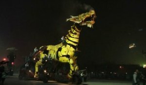 Un dragon géant pour le 50e anniversaire des relations franco-chinoises