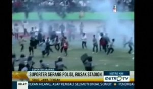 Un match de foot dégénère en bagarre générale en Indonésie