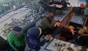 Un gang agresse les clients d'un restaurant parisien