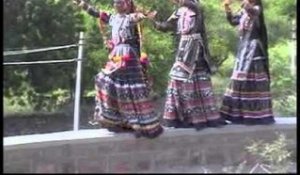 "Cycle Pe Bethungi" | Melo Lago Runiche | Baba Ramdevji Ka Mela | Rajasthani Traditional Dance
