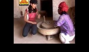 Ayi Dulhan Nayi Naveli | Rajasthani Desi Video Song | Marwadi Dance Song